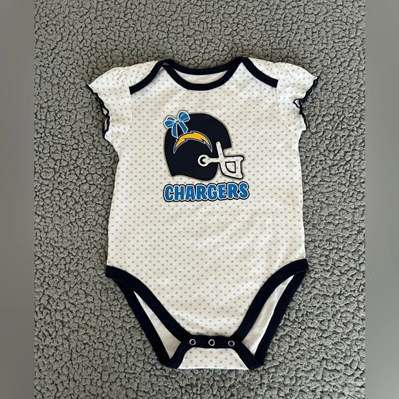 NWOT NFL Los Angeles Chargers Baby Toddler Onesie 18M - Picture 1 of 4